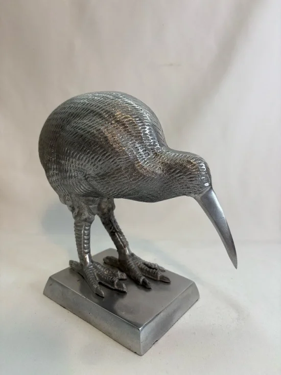 Kiwi bird figurine, New Zealand - Picture 3 of 5